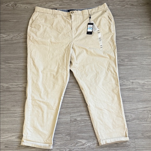 Tommy Hilfiger Women's Khaki Hampton Chinos Size 20W - Picture 1 of 11
